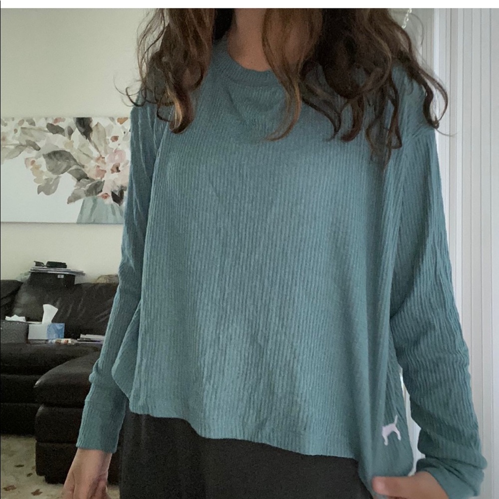 Long sleeved pink shirt